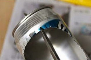 易拉罐怎么做花瓶養(yǎng)花