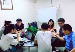 大一學(xué)生參加大學(xué)生創(chuàng)新創(chuàng)業(yè)