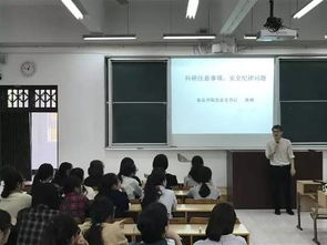 你在創(chuàng)新創(chuàng)業(yè)方面對(duì)學(xué)院的建議