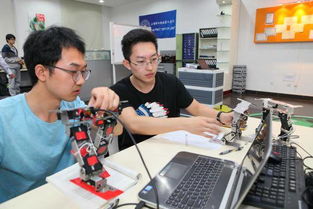 因?yàn)閯?chuàng)新創(chuàng)業(yè)學(xué)分不夠拿不到畢業(yè)證