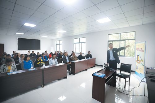 實(shí)訓(xùn),創(chuàng)新,創(chuàng)業(yè),金融