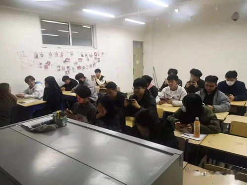 大學(xué)生創(chuàng)新創(chuàng)業(yè)主題班會(huì),創(chuàng)新創(chuàng)業(yè)主題班會(huì)ppt,創(chuàng)新創(chuàng)業(yè)主題班會(huì)內(nèi)容