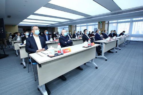 大連交通大學(xué)創(chuàng)新創(chuàng)業(yè)平臺(tái),大學(xué)生創(chuàng)新創(chuàng)業(yè)平臺(tái),成立創(chuàng)新創(chuàng)業(yè)領(lǐng)導(dǎo)小組