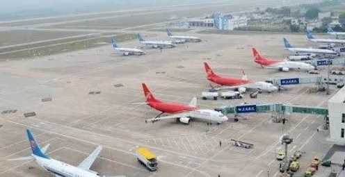 噴霧發(fā)膠能飛機托運,飛機上可以帶發(fā)膠噴霧嗎圖1