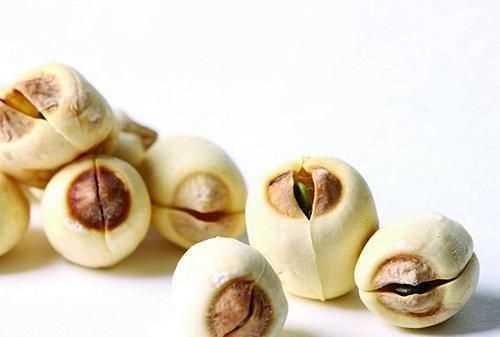 銀耳蓮子羹一周吃幾次，養(yǎng)生壺燉銀耳蓮子羹需要多長時間？圖4