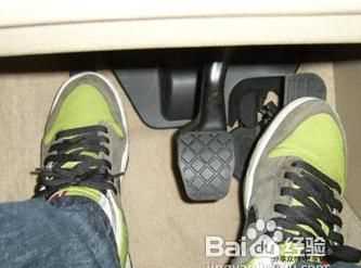 新手自動擋開車的基本操作步驟