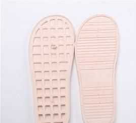 pvc鞋底是軟還是硬，pvc鞋底好還是橡膠好？圖1