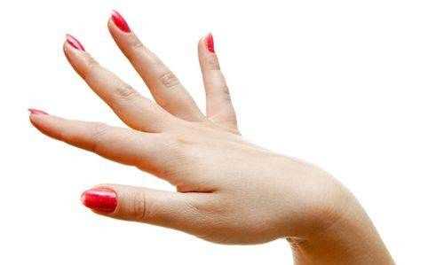 手起倒刺吃什么維生素,手指上長倒刺是因?yàn)槿狈S生素嗎圖5