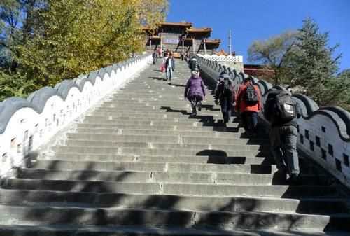 五臺山在哪個省，武當山、泰山、華山、五臺山、西湖、青海湖分布在哪個??？圖7