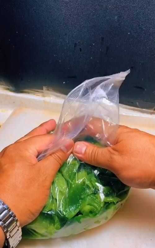 辣椒放冰箱還是放外面 辣椒放哪里比較好吃