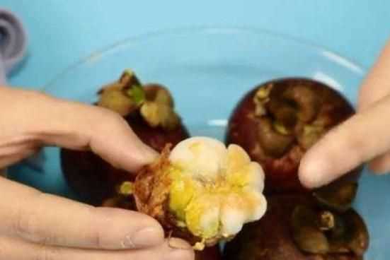 山竹里面的黃色東西是什么可以吃嗎