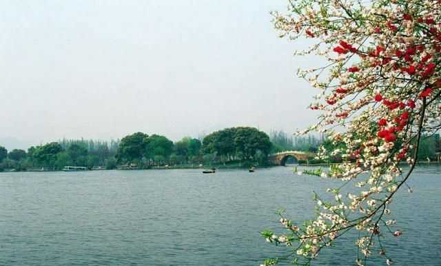 西湖十景介紹，西湖十景名稱有什么含義和來歷？雙峰插云為什么看不到了？圖9