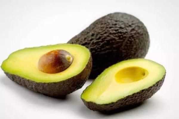 牛油果放冰箱后怎么補救,牛油果開了怎么保鮮 打開的牛油果儲存方法