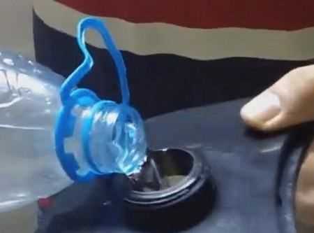 蒸汽掛燙機(jī)怎么清洗水垢,掛燙機(jī)用久了如何清理水垢的呢視頻圖8