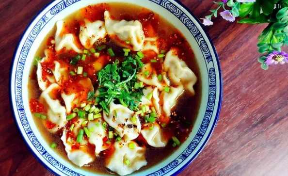 酸湯水餃的酸湯怎么做,如何制作酸湯水餃圖3