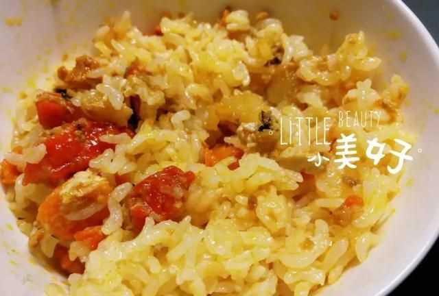 螃蟹有黃的是公還是母，螃蟹肚子里怎么有兩種黃色,一種是淡黃軟軟得,一種是橘黃有點(diǎn)發(fā)硬？圖7