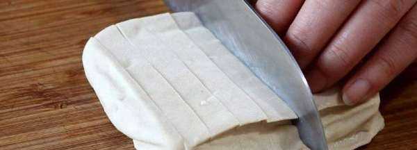 豆腐發(fā)粘煮熟可以吃,豆腐有點發(fā)粘了還能吃嗎圖2