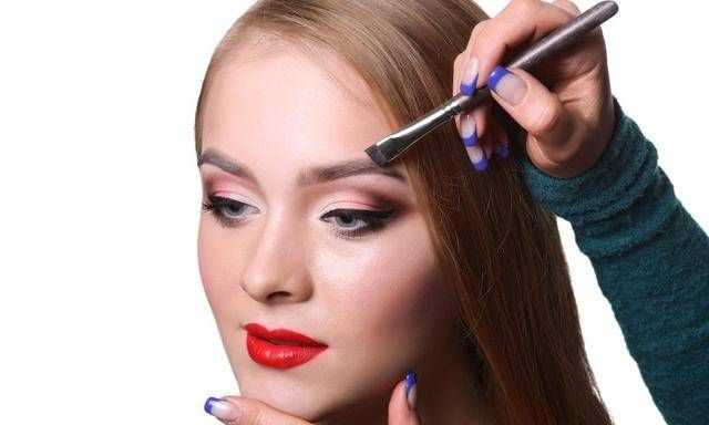 新手學(xué)化妝的正確步驟和先后順序