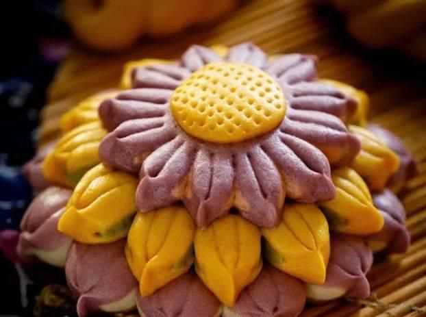 中元節(jié)吃什么食物，七月十五中元節(jié)，民間習(xí)俗“三吃三不做”分別指的是什么？圖3