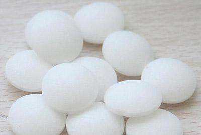 樟腦球能驅(qū)趕蟑螂么,樟腦球能驅(qū)趕蟑螂嗎圖1