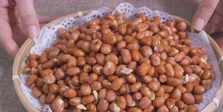 怎樣油炸花生米又酥又脆視頻