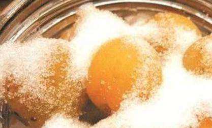 酸梅怎么腌制好吃,咸酸梅的腌制方法圖4