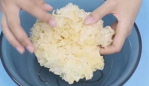 銀耳熬之前要泡多長(zhǎng)時(shí)間