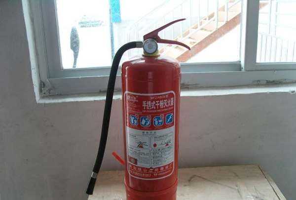 滅火器里面白色的粉末是什么,滅火器里面白色的粉末是什么有毒嗎圖4