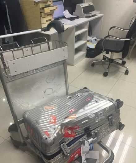 飛機(jī)托運(yùn)行李怎么密封