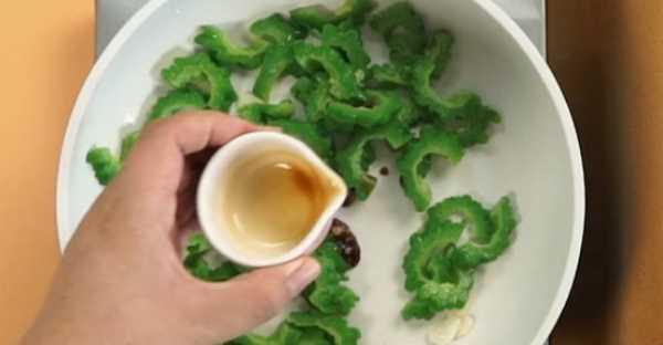 炒苦瓜怎么炒,炒苦瓜的正確方法圖7