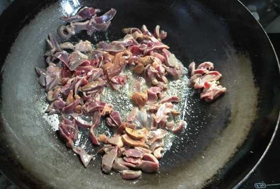 鴨雜怎么炒最好吃四川做法,怎樣炒鴨雜碎圖6