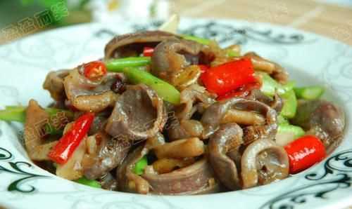 鴨雜怎么炒最好吃