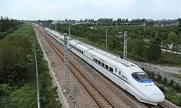 高鐵的電從哪里來(lái),高鐵用的電是什么電?圖3