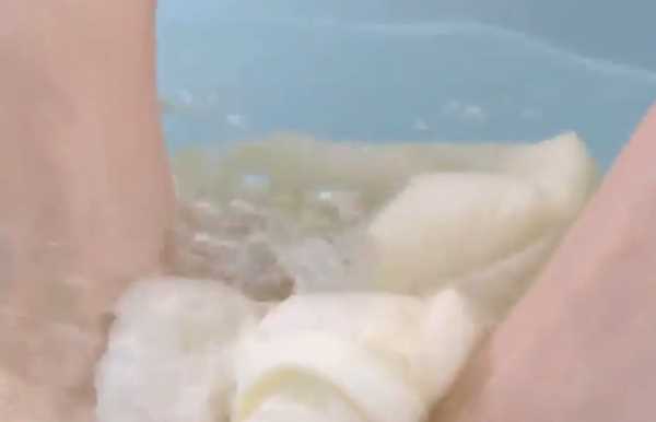 第一次買的羽絨服怎么洗,新買的羽絨服怎么洗最好圖12