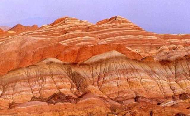 丹霞地貌的特點(diǎn)及成因概括