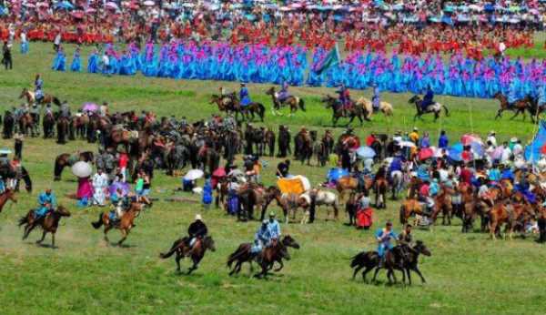 那達(dá)慕大會是哪個民族的節(jié)日,那達(dá)慕大會是哪個民族的節(jié)日圖1