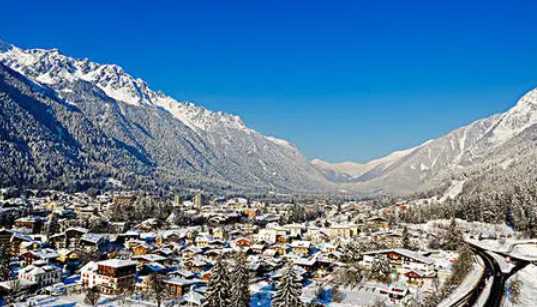 第一屆冬奧會(huì)在哪里舉辦,第一屆冬奧會(huì)在哪個(gè)城市舉辦?圖1