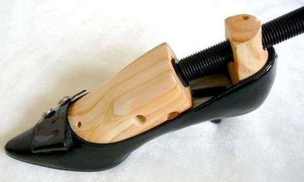 鞋小了一碼怎么辦妙招,鞋子小了一碼撐大妙招圖12