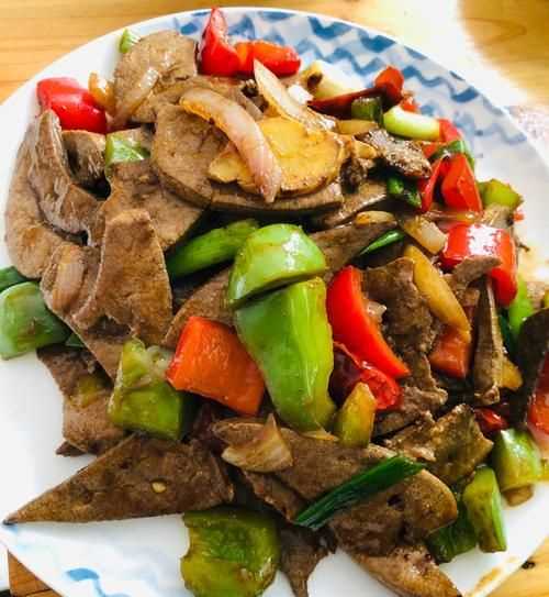 怎么炒豬肝好吃,怎樣炒豬肝嫩又好吃簡(jiǎn)單的方法
