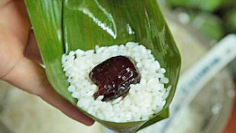 粽子用蒸鍋蒸多長時(shí)間,粽子蒸多久才能熟多長時(shí)間能煮熟圖3