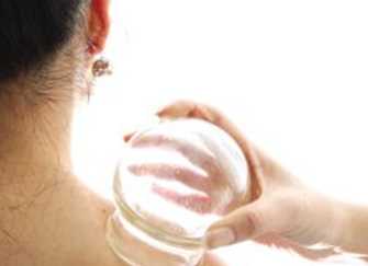 拔火罐后多長(zhǎng)時(shí)間可以洗頭洗澡