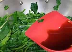 菠菜雞蛋湯的做法,西紅柿雞蛋菠菜湯的做法圖14