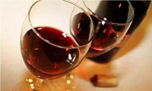 紅酒瓶底部凹的越深代表什么,紅酒瓶底部凹的越深代表什么知乎圖3