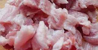 大蒜炒肉怎么炒,大蒜炒肉的家常做法竅門圖3