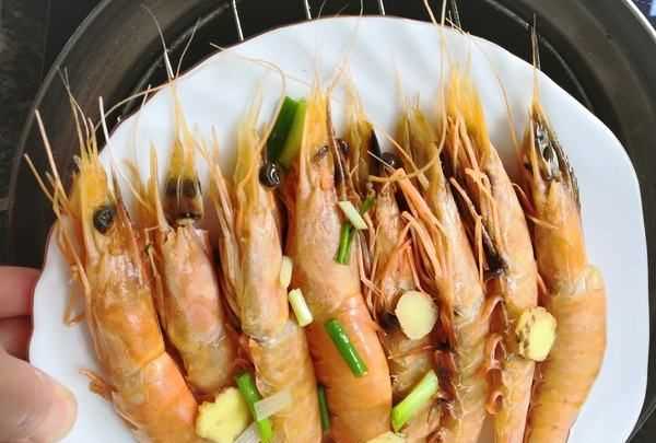 大蝦蒸多長(zhǎng)時(shí)間能好吃,蝦蒸幾分鐘最好吃圖2