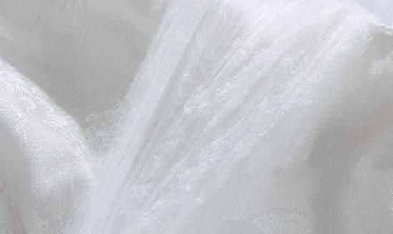 桑蠶絲的優(yōu)缺點，百分百桑蠶絲衣服的優(yōu)缺點？圖3