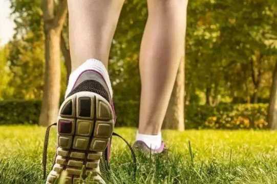 走路比站著更耗費(fèi)力氣,走和站立哪個更耗體力圖2