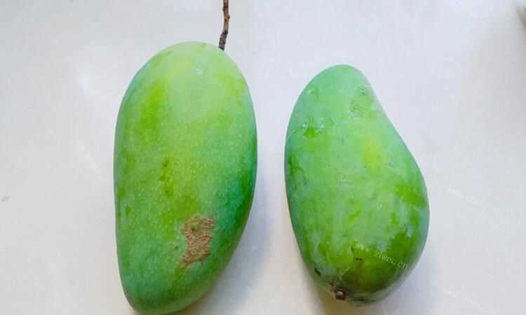 如何判斷芒果是生的還是熟的
