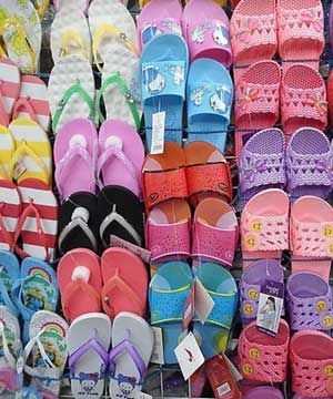 新拖鞋有氣味亮亮然后沒(méi)有了還有毒嗎