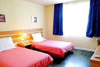 賓館的標(biāo)間是兩人間嗎